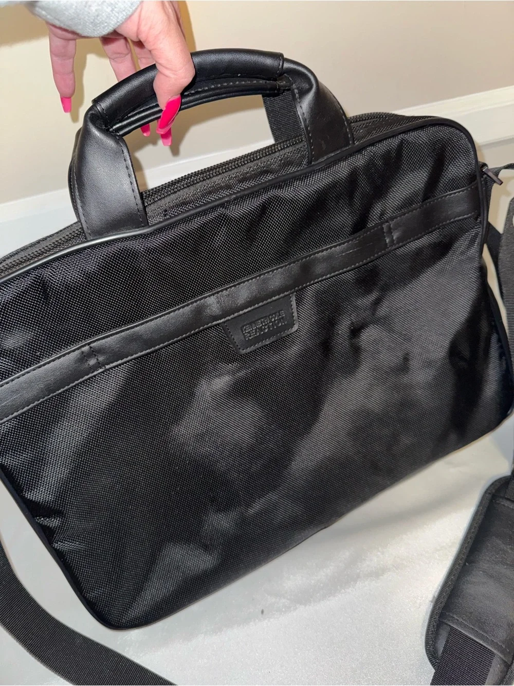 Kenneth Cole Reaction Black Laptop Briefcase with Shoulder Strap